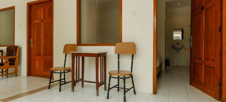 红多兹Plus酒店-里亚迪斯拉梅特(RedDoorz Plus @ Slamet Riyadi)图片