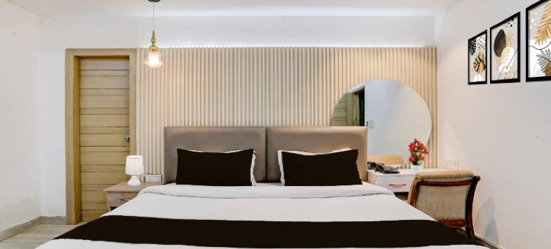 Super Townhouse Mohali Bus Terminal Formerly Hotel Hm Crystal图片