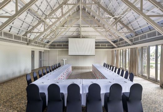 Novotel Nadi Hotel Overview