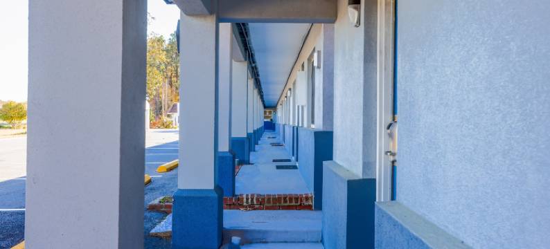 Whispering Pines by Hotel O 怀特斯通 VA(Whispering Pines by Hotel O Whitestone VA)图片