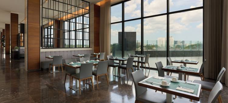 节日酒店梅尼达阿尔塔布里萨(Fiesta Inn Mérida Altabrisa)图片
