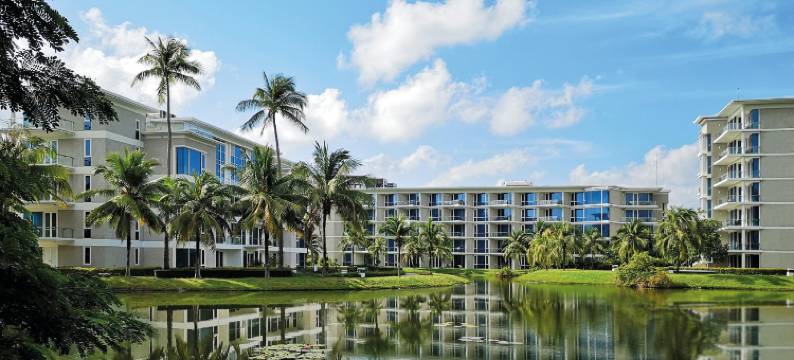 普吉岛迈考海滩跃浪渡假村(Splash Beach Resort Maikhao Phuket)图片