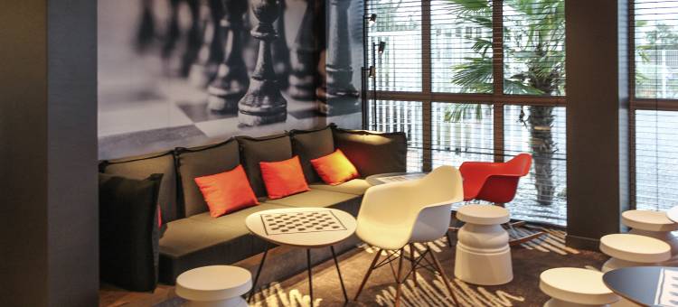 宜必思波尔多佩萨克 Route Des Vins 酒店(Ibis Bordeaux Pessac Route des Vins)图片