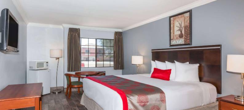 温德姆华美达-圣地亚哥波威米拉玛(Ramada by Wyndham San Diego Poway Miramar)图片