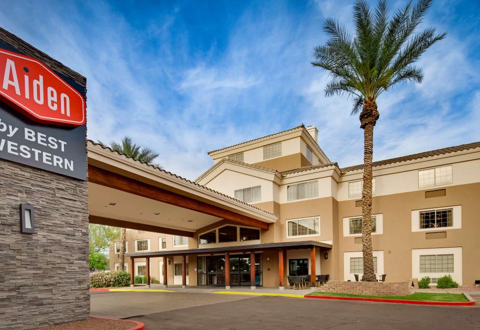 Aiden by Best Western @ Scottsdale NorthHotel Overview
