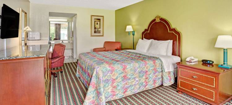 Travelodge by Wyndham Sellersburg / Louisville North图片