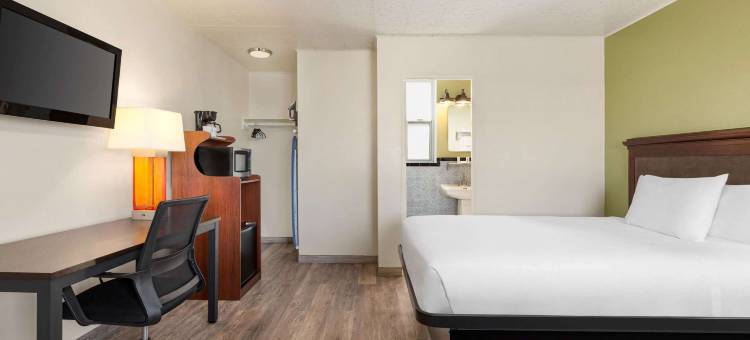 布雷格堡呗盟酒店(Baymont by Wyndham Fort Bragg)图片