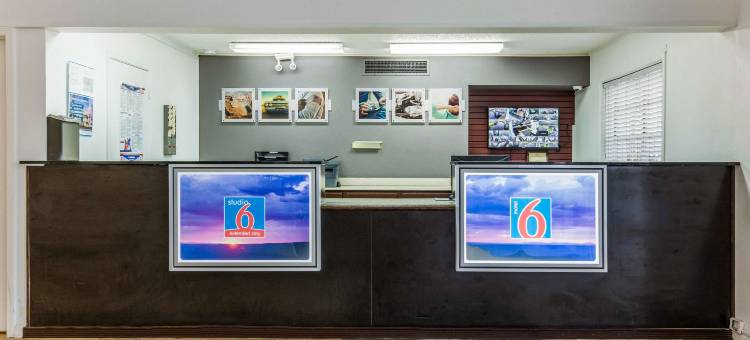 洛杉矶亚历山德拉 6 号开放式公寓酒店(Studio 6 Alexandria, La)图片