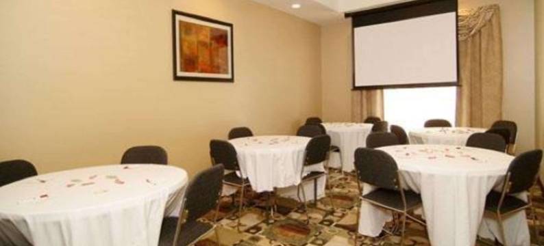 斯托克顿堡舒适套房酒店(Comfort Suites)图片