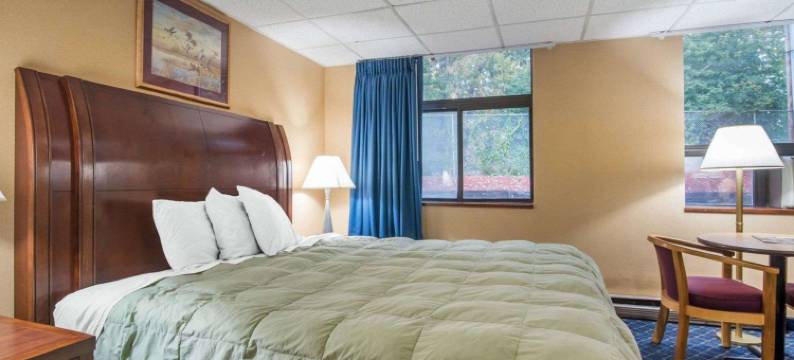 伊康旅馆(Econo Lodge)图片