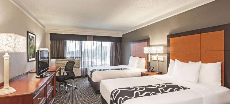 新奥尔良机场拉昆塔温德姆套房酒店(La Quinta Inn & Suites by Wyndham New Orleans Airport)图片