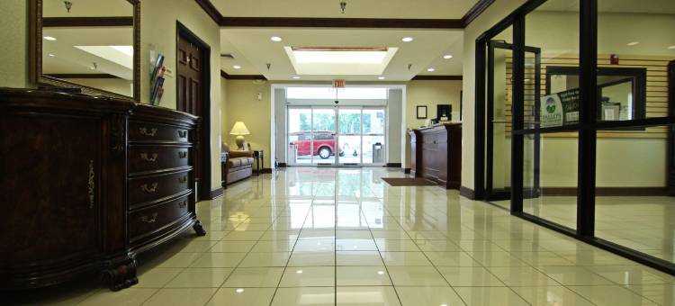 皇冠角高尔夫俱乐部酒店，贝斯特韦斯特品质精选系列(Crown Pointe Lodge, BW Signature Collection)图片