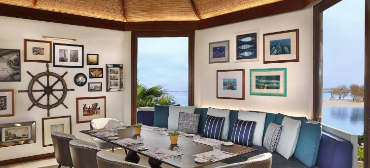 拉斯阿尔卡麦海滩丽思卡尔顿酒店(The Ritz-Carlton Ras Al Khaimah, Al Hamra Beach)图片