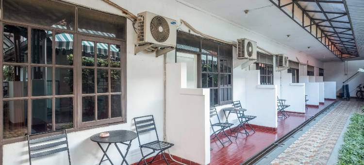 Urbanview Hotel Pondok Kurnia Cijagra Bandung by RedDoorz图片