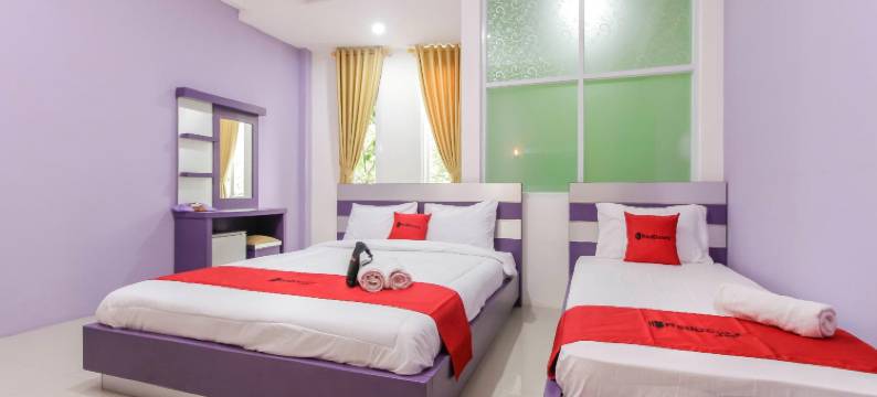 红门Plus酒店-近斯塔逊贝卡斯(RedDoorz Plus Near Stasiun Bekasi)图片