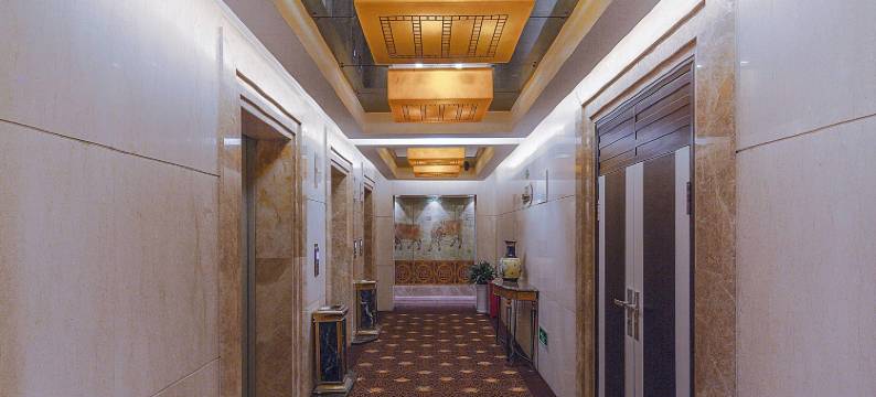 重庆博顿美锦酒店(解放碑中心店)图片