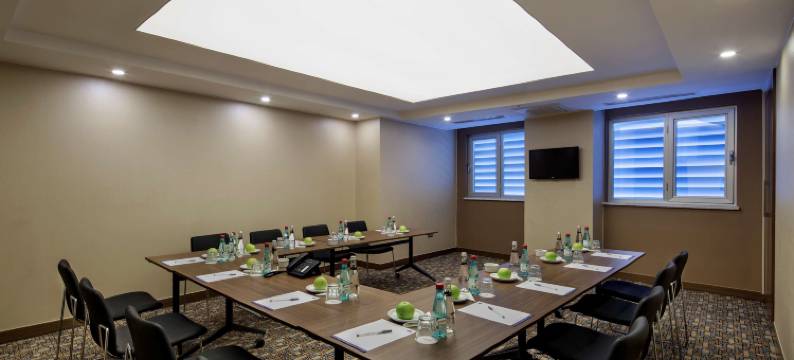 加济安泰普市中心希尔顿欢朋酒店(Hampton by Hilton Gaziantep City Centre)图片