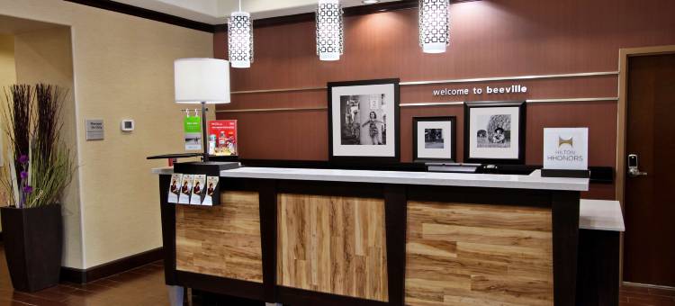 希尔顿欢朋酒店-比维尔(Hampton Inn Beeville)图片