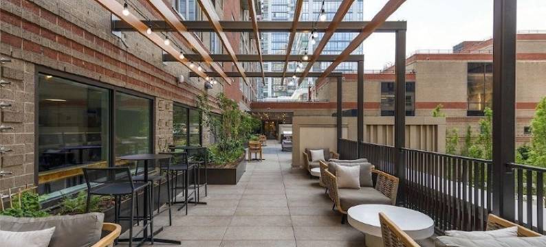 上东区公寓(Upper East Side Apartments)图片