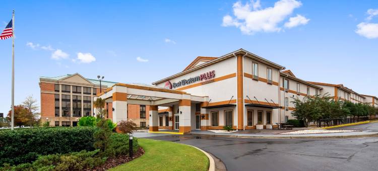 卡尔顿贝斯特韦斯特套房酒店(Best Western Plus Carlton Suites)图片