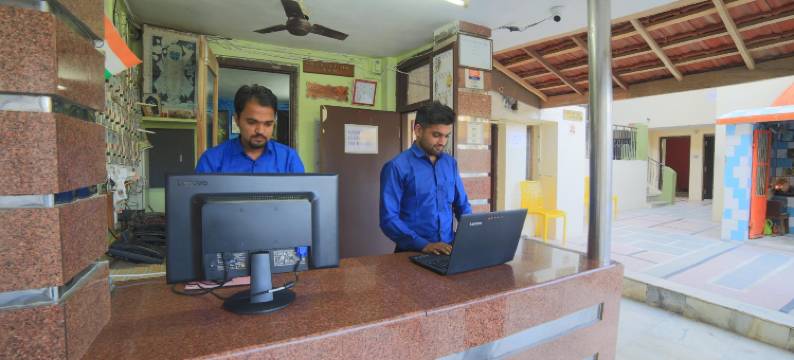 玛塔宫酒店-距纳吉湖500米(Hotel Mamta Palace, 500 Meters from Nakki Lake)图片