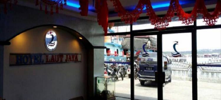 丹戎槟榔劳特再也酒店(Hotel Laut Jaya Tanjung Pinang RedPartner)图片