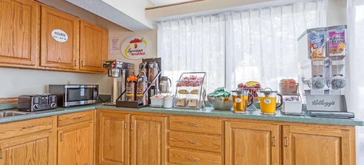 斯塔福德速8酒店(Super 8 by Wyndham Stafford)图片