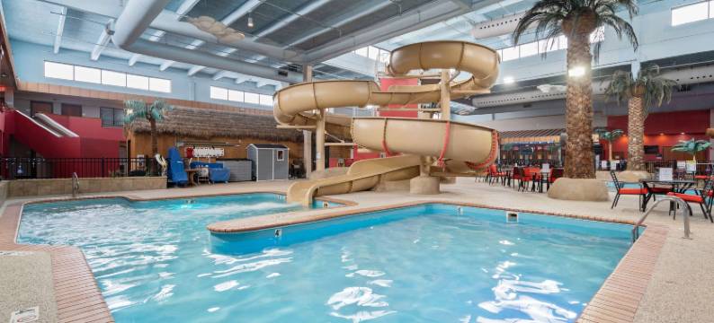 苏福尔斯机场 - 水上乐园及活动中心温德姆华美达饭店(Ramada by Wyndham Sioux Falls Airport-Waterpark & Event Ctr)图片