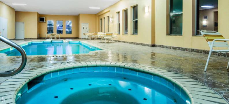 克尔维尔拉昆塔温德姆套房酒店(La Quinta Inn & Suites by Wyndham Kerrville)图片