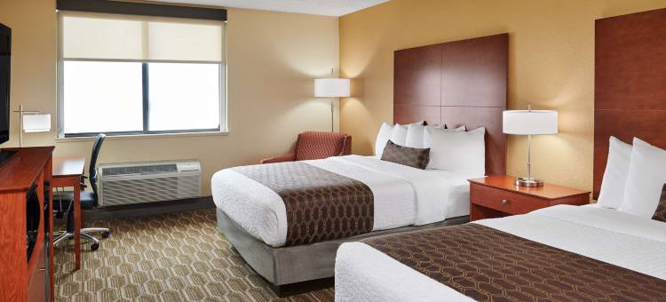 密尔沃基机场贝斯特韦斯特优质酒店及会议中心(Best Western Plus Milwaukee Airport Hotel  Conference Center)图片