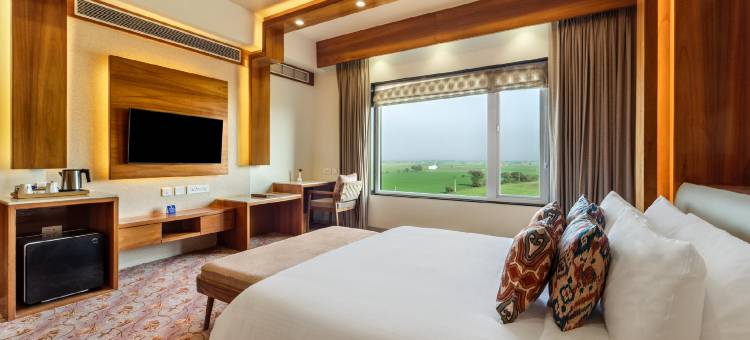夏玛萨罗瓦门廊酒店(Shyama Sarovar Portico)图片