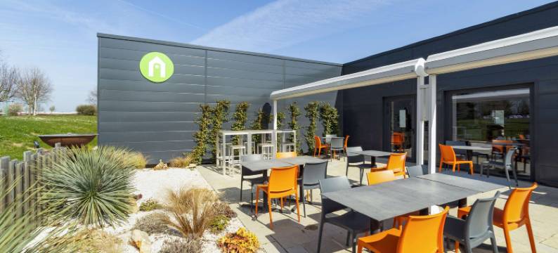 康铂沙特尔酒店(Campanile Chartres)图片