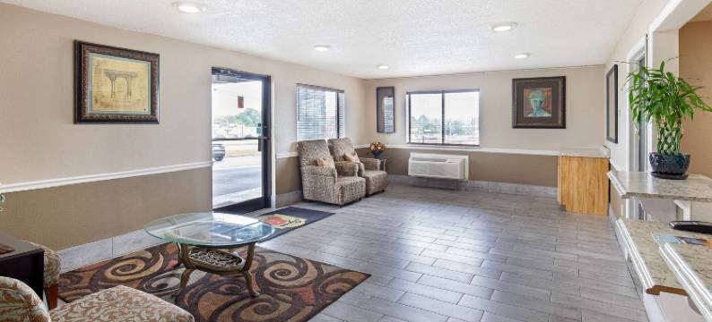 萨默塞特速8酒店(Super 8 by Wyndham Somerset)图片