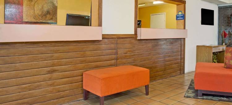 辛辛那提东戴斯酒店(Days Inn by Wyndham Cincinnati East)图片