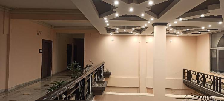 丁苏吉亚中心点酒店(Hotel Centre Point - Tinsukia)图片