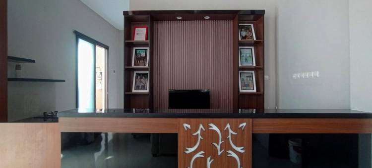 RedDoorz Syariah Near Alun Alun Tegal 2图片