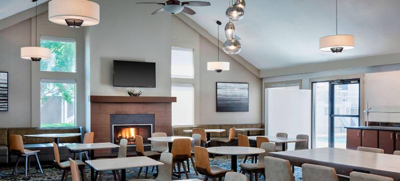 达拉斯拉斯科利纳斯居家酒店(Residence Inn Dallas Las Colinas)图片