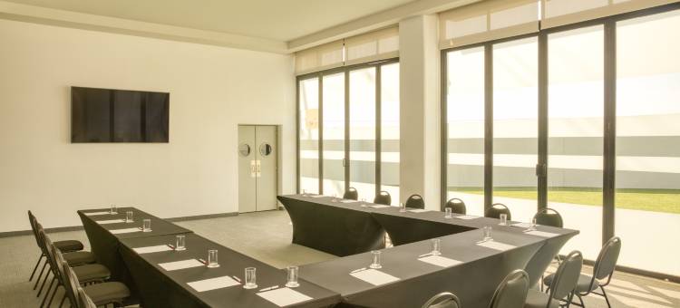 瓜达拉哈拉机场嘉年华酒店(Fiesta Inn Guadalajara Aeropuerto)图片