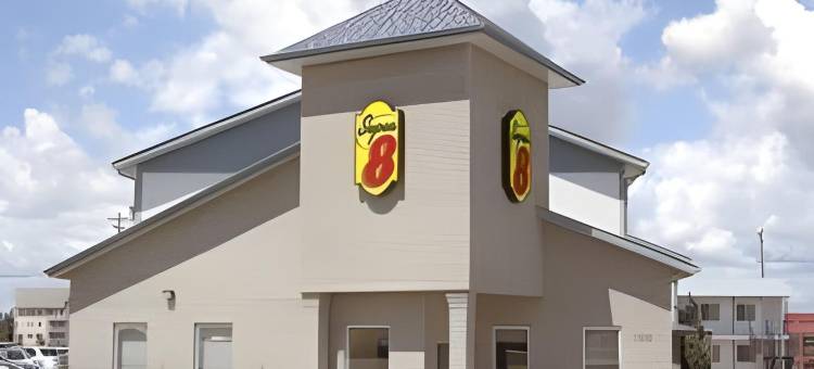 梅迪辛哈特温德姆速8酒店(Super 8 by Wyndham Medicine Hat AB)图片