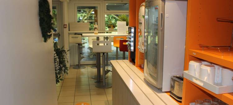 圣康坦-伊夫林-艾蓝古普瑞米尔经典酒店(Premiere Classe Saint Quentin EN Yvelines - Elancourt)图片