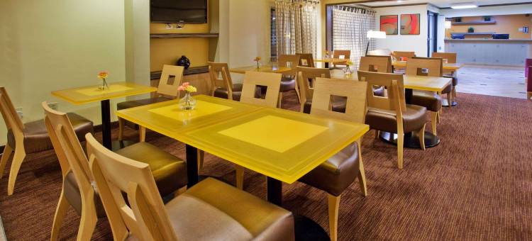 Travelodge by Wyndham Columbus State University图片