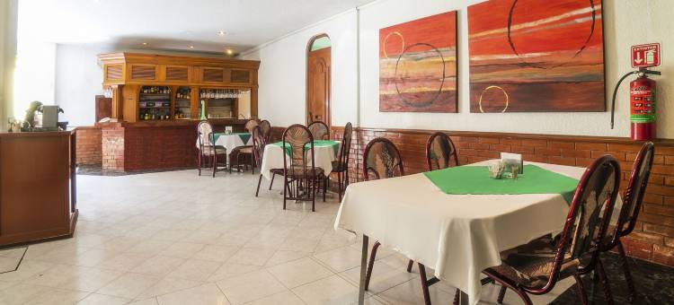 首都 O 奥图帕拉德德尔瓦勒酒店 - 特拉尔内潘特拉工业中心(Autoparador Del Valle)图片