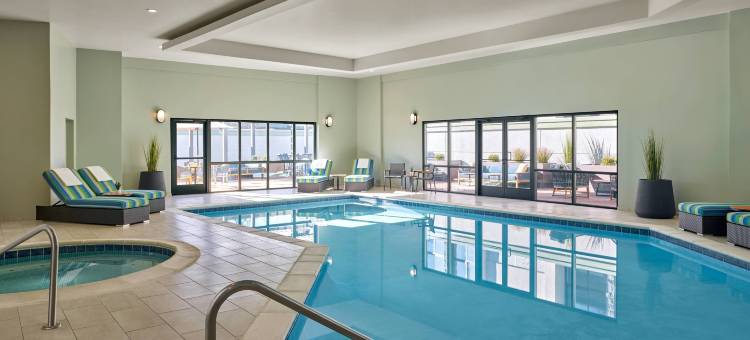 丹佛北葛伦万豪德尔塔酒店(Delta Hotels Denver Thornton)图片