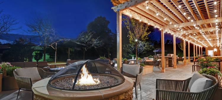 爱迪生伍德布里奇Homewood Suites by Hilton(Homewood Suites by Hilton Edison Woodbridge)图片