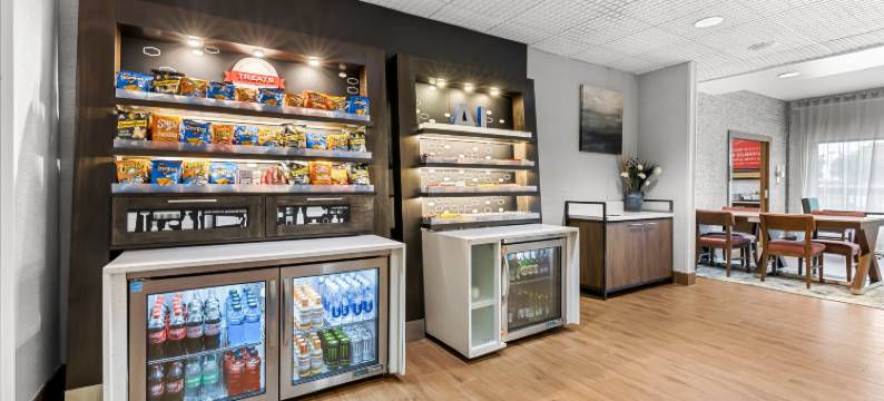 佛罗伦萨中城希尔顿欢朋酒店，近北阿拉巴马大学(Hampton Inn Florence-Midtown)图片