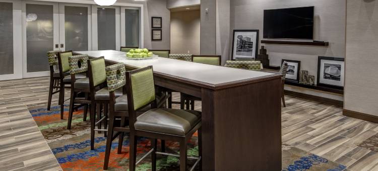 库尔佩珀欢朋套房酒店(Hampton Inn & Suites Culpeper)图片