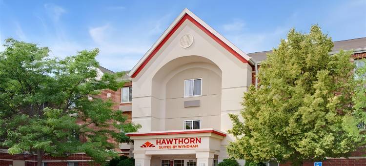 芝加哥绍姆堡美茵斯坦套房酒店(MainStay Suites Chicago Schaumburg)图片