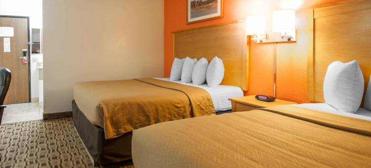 堪萨斯城中北伊康旅馆(Econo Lodge Kansas City Downtown North)图片