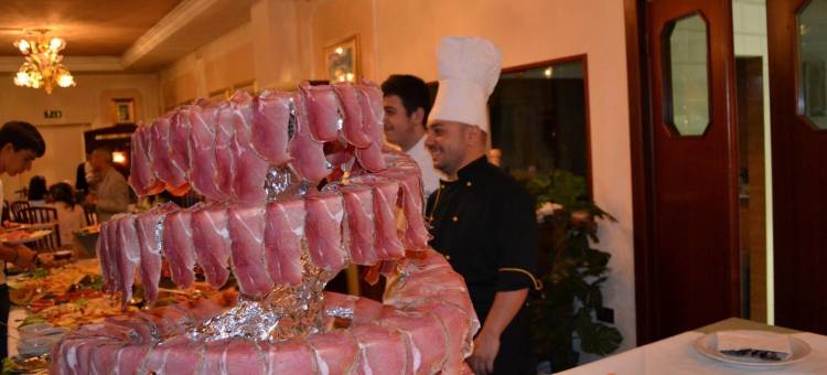 论坛酒店(Hotel Forum)图片