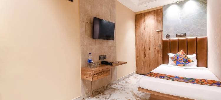 克里希纳华庭法布Prime酒店 - 克里希纳加尔巴士站(FabHotel Prime Krishna Regency - Nr Krishnanagar Bus Stand)图片